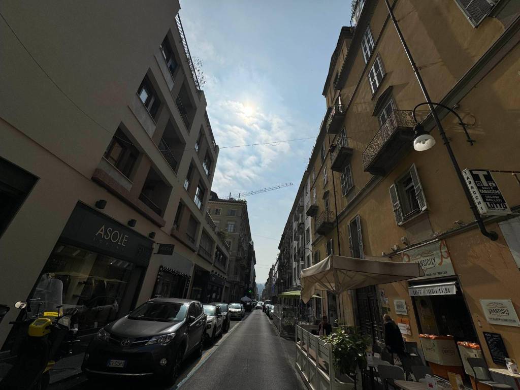 negozio in vendita a Torino in zona Centro Storico