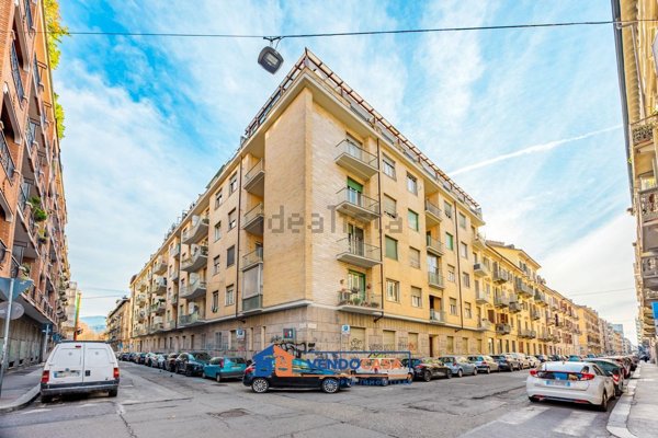 appartamento in vendita a Torino in zona Vanchiglia