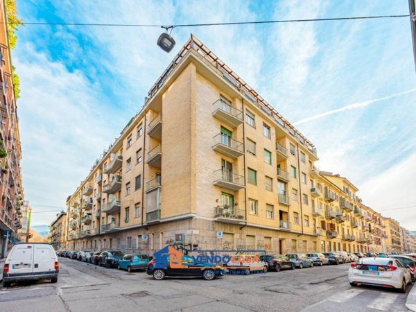 appartamento in vendita a Torino in zona Vanchiglia