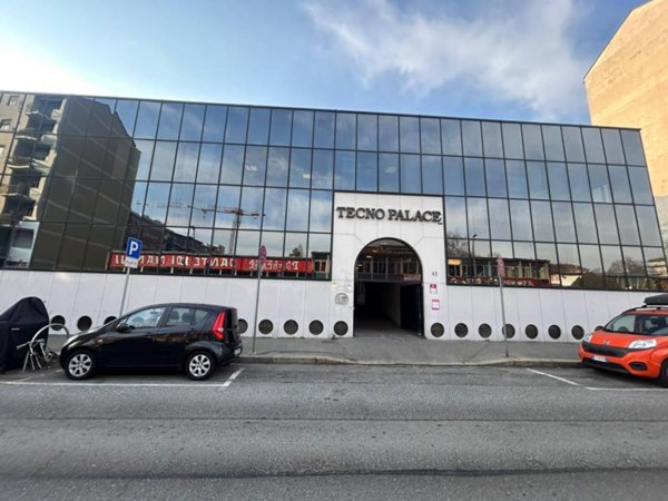 ufficio in vendita a Torino in zona Borgo San Paolo