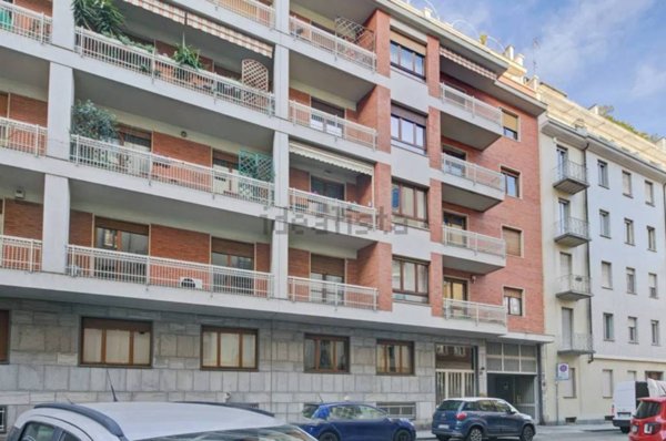 appartamento in vendita a Torino in zona Crocetta