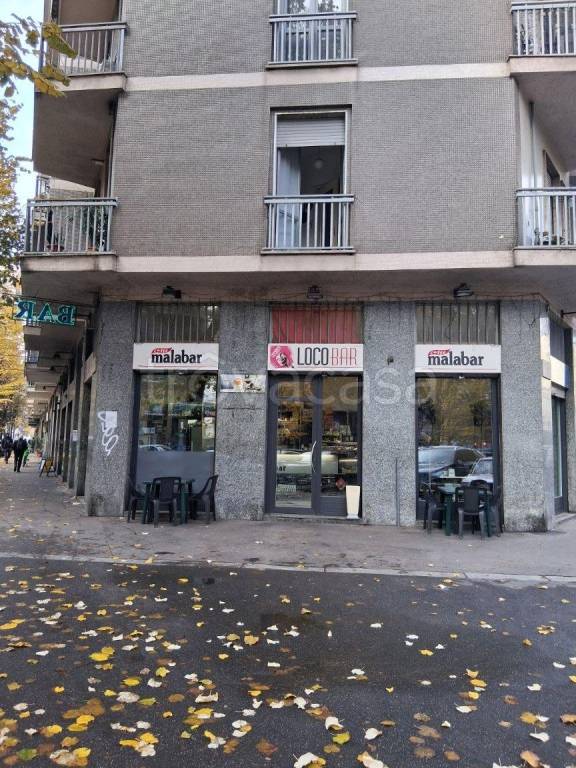 negozio in vendita a Torino in zona Santa Rita