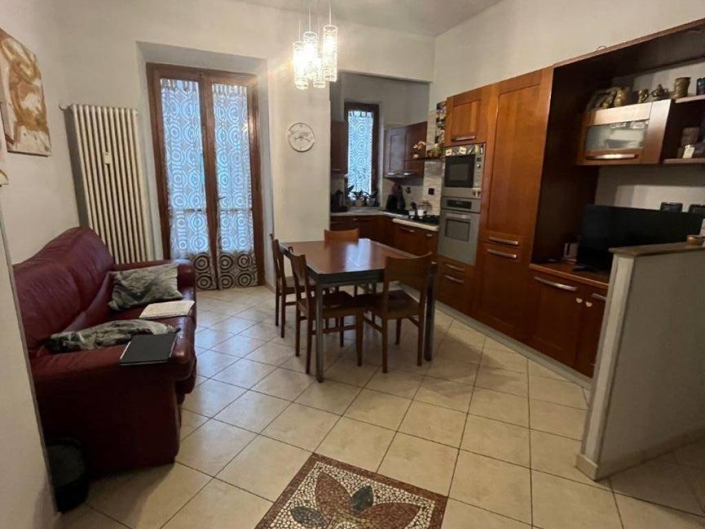 appartamento in vendita a Torino in zona Lingotto