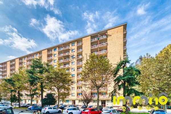 appartamento in vendita a Torino in zona Borgata Vittoria