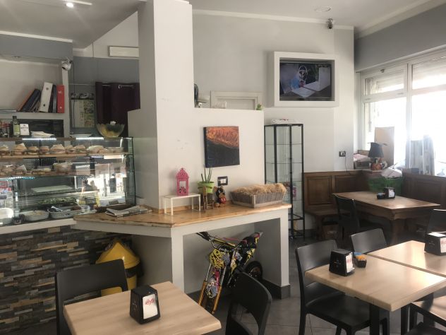 negozio in vendita a Torino in zona Santa Rita