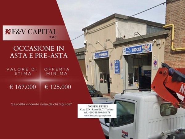 locale commerciale in vendita a Torino