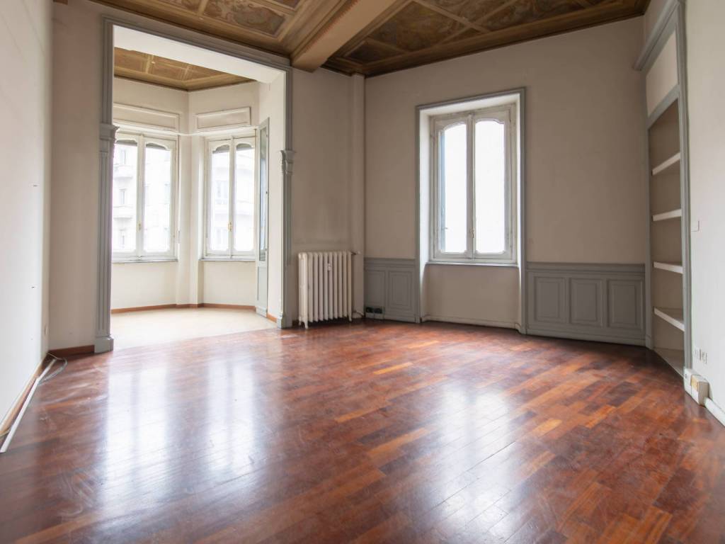 ufficio in vendita a Torino in zona Cit Turin