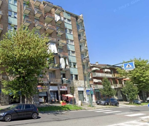 negozio in vendita a Torino in zona Barriera di Milano