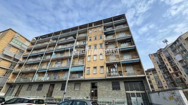 appartamento in vendita a Torino in zona Mirafiori Sud
