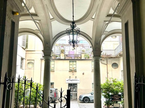 negozio in vendita a Torino in zona Centro Storico