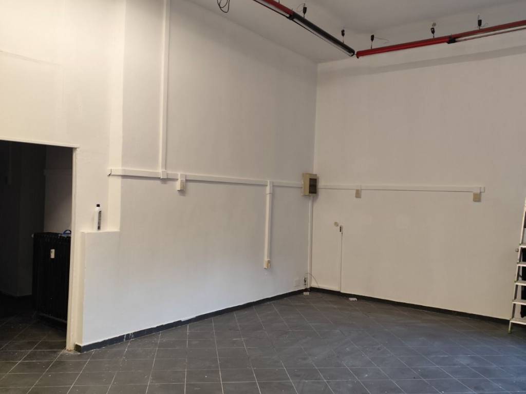 negozio in vendita a Torino in zona San Donato