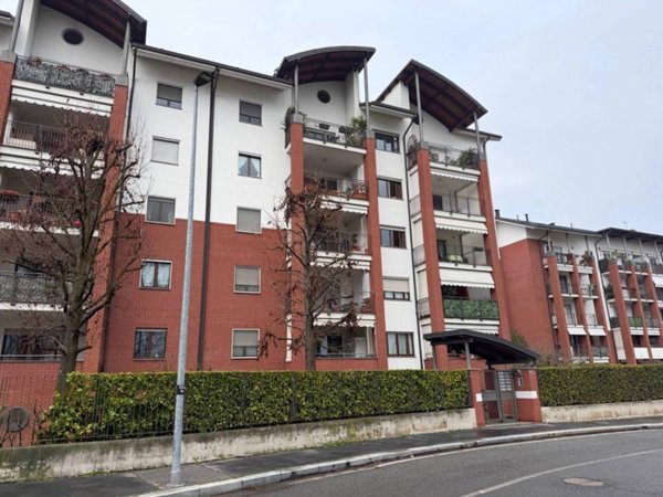 appartamento in vendita a Torino in zona Regio Parco