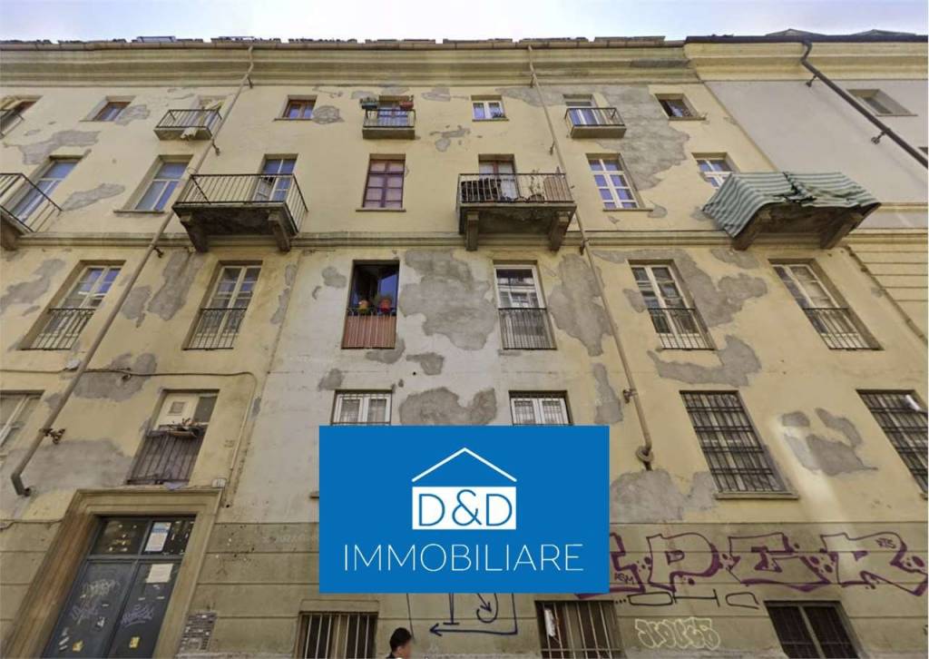 appartamento in vendita a Torino in zona Aurora