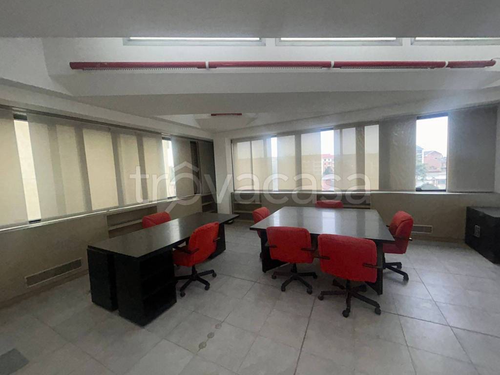 ufficio in vendita a Torino in zona Borgo San Paolo