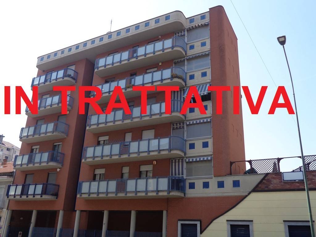 appartamento in vendita a Torino in zona Lucento