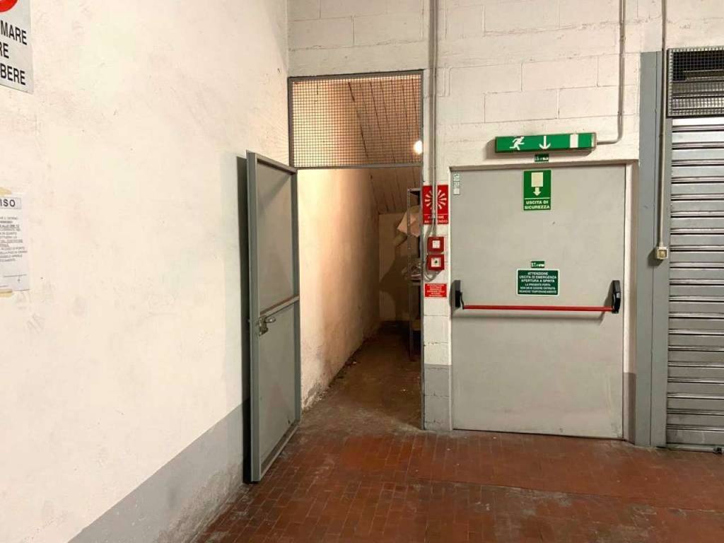 locale commerciale in vendita a Torino