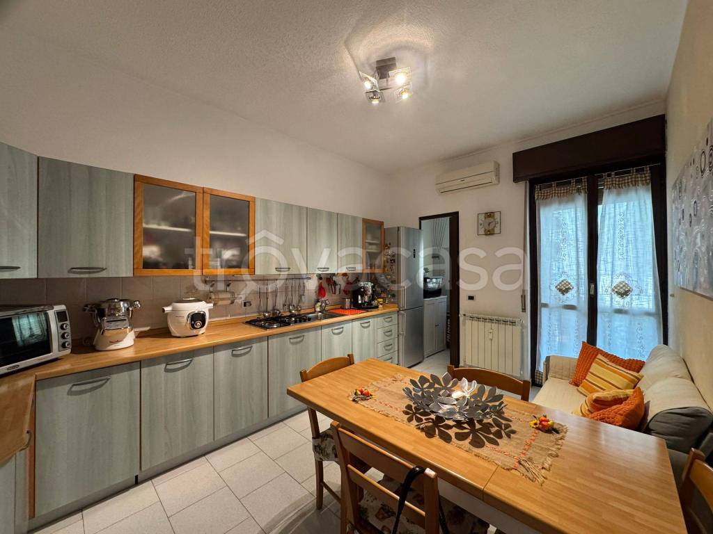 appartamento in vendita a Torino in zona Millefonti