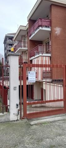 negozio in vendita a Torino in zona Rebaudengo