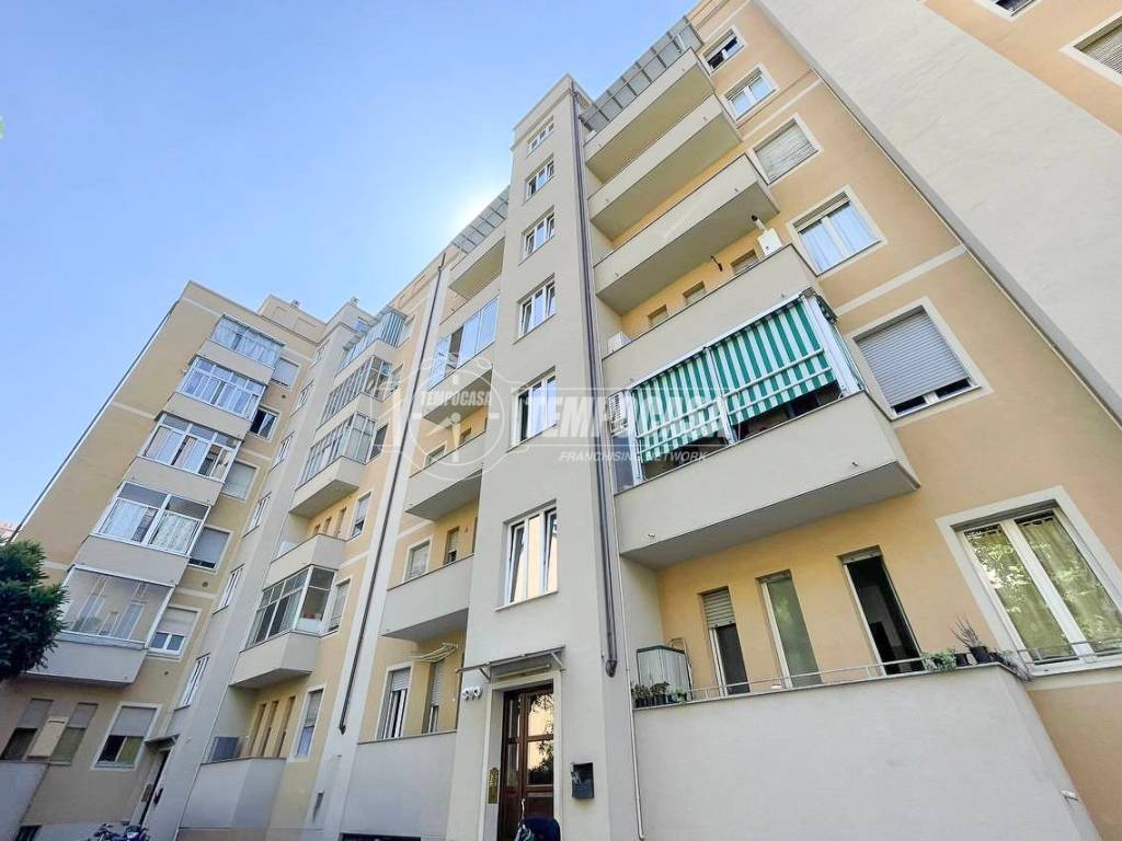 appartamento in vendita a Torino in zona Santa Rita
