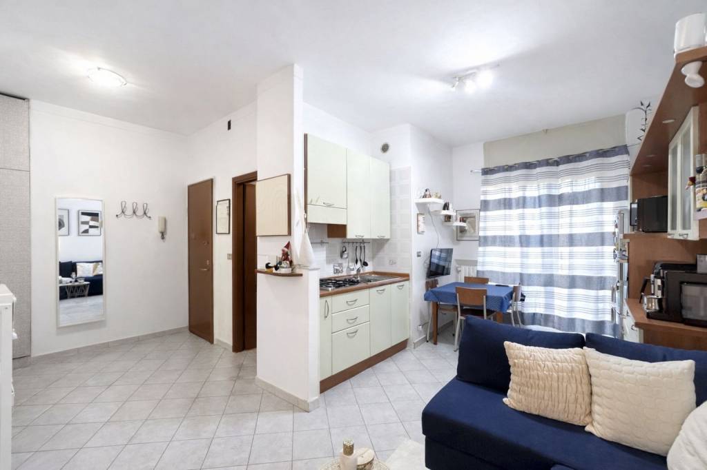 appartamento in vendita a Torino in zona Lucento