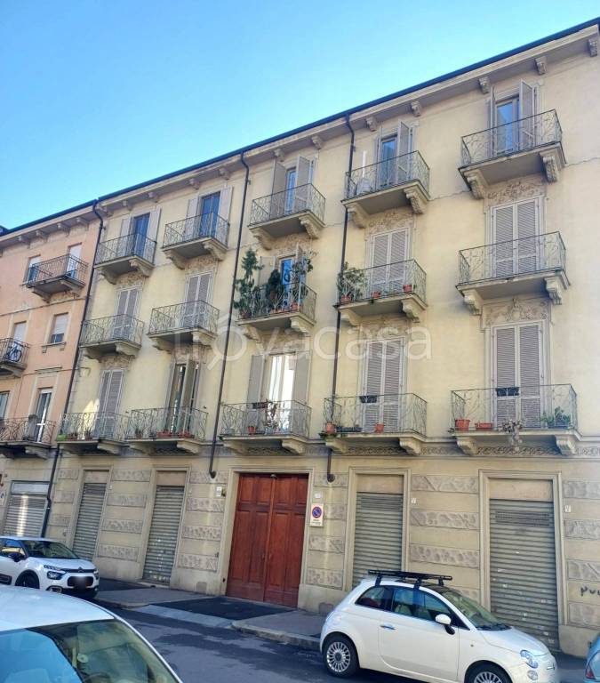 appartamento in vendita a Torino in zona Millefonti