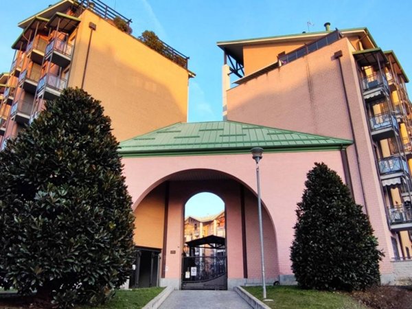 appartamento in vendita a Torino in zona Borgata Vittoria