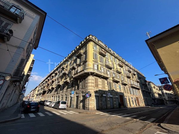 appartamento in vendita a Torino in zona San Salvario