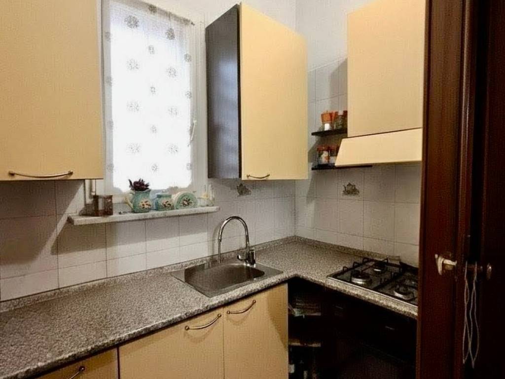 appartamento in vendita a Torino in zona Santa Rita