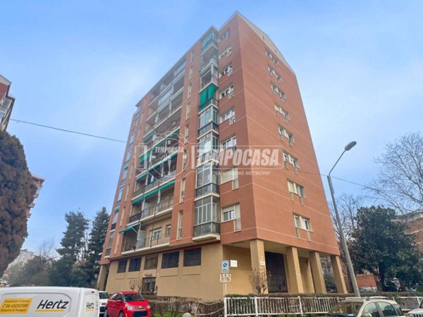 appartamento in vendita a Torino in zona Mirafiori Nord