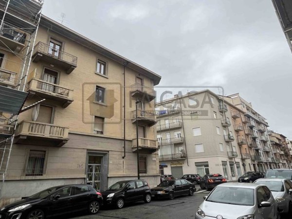 appartamento in vendita a Torino in zona Parella