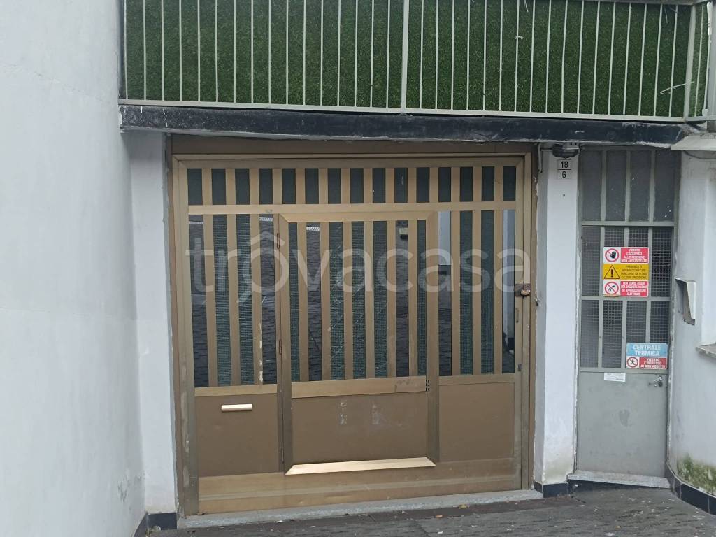 negozio in vendita a Torino in zona Borgo San Paolo