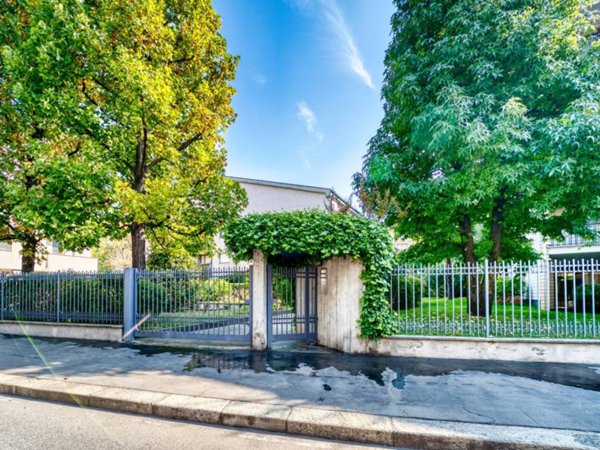 appartamento in vendita a Torino in zona Santa Rita