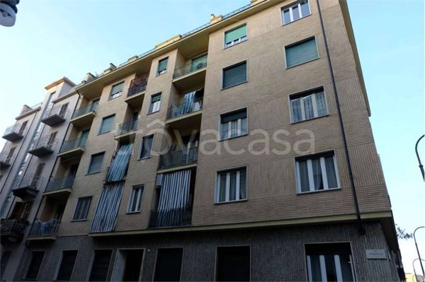 appartamento in vendita a Torino in zona Cenisia