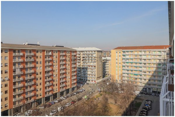 appartamento in vendita a Torino in zona Santa Rita