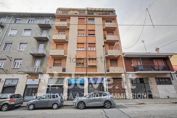 appartamento in vendita a Torino in zona Borgata Vittoria