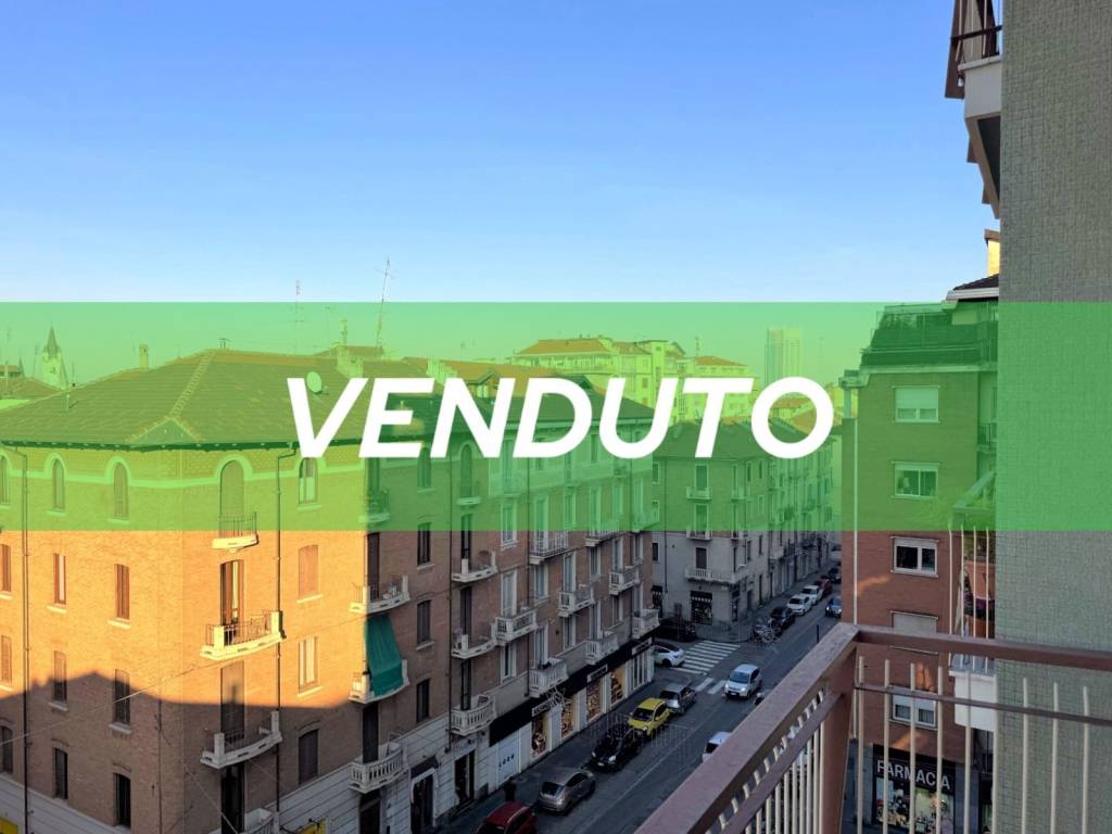 appartamento in vendita a Torino in zona Cenisia