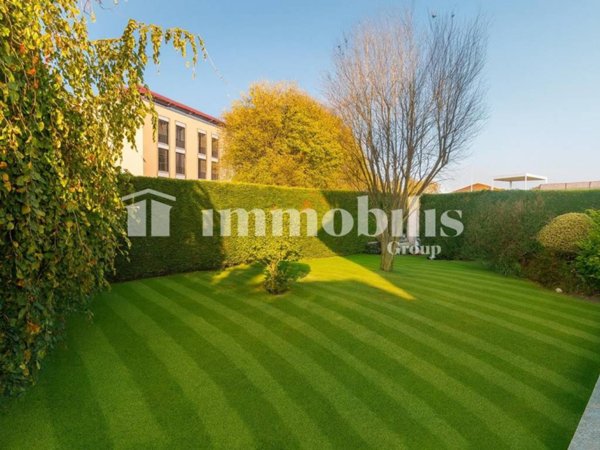 casa indipendente in vendita a Torino in zona Barca