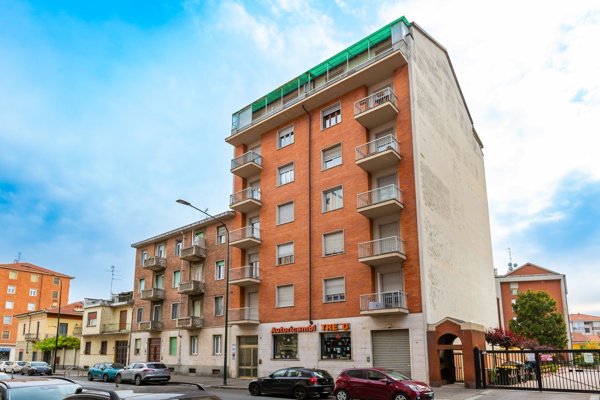 appartamento in vendita a Torino in zona Lucento