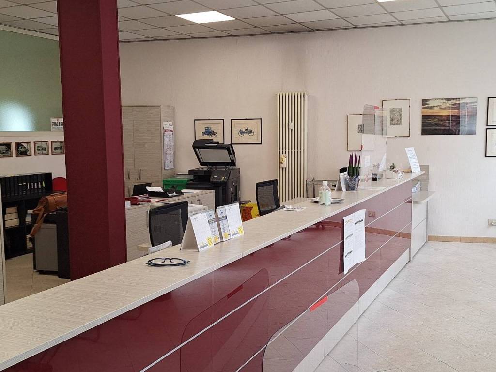 negozio in vendita a Torino in zona Borgo San Paolo