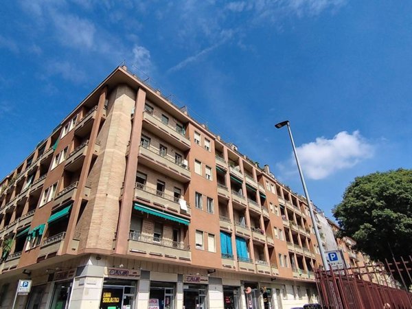 appartamento in vendita a Torino in zona San Salvario