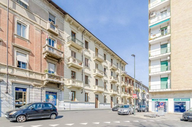 appartamento in vendita a Torino in zona Santa Rita