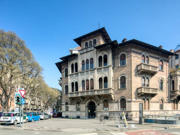 ufficio in vendita a Torino in zona Cit Turin