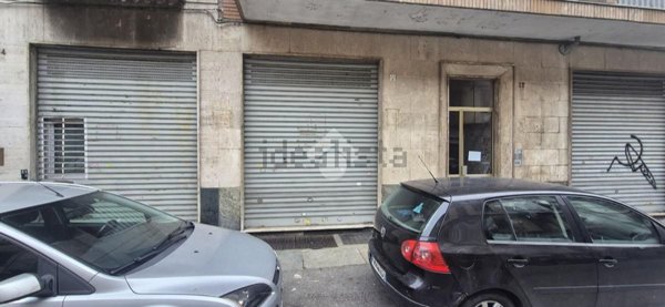 ufficio in vendita a Torino in zona Aurora