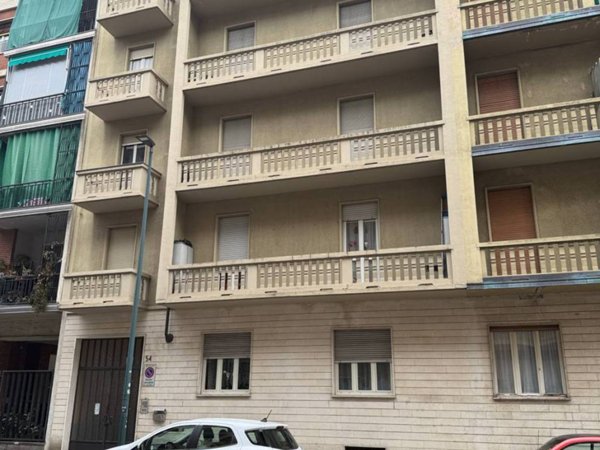 appartamento in vendita a Torino in zona Borgata Vittoria