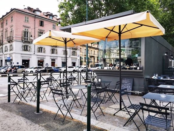 negozio in vendita a Torino in zona Cavoretto