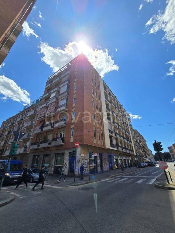 appartamento in vendita a Torino in zona Aurora