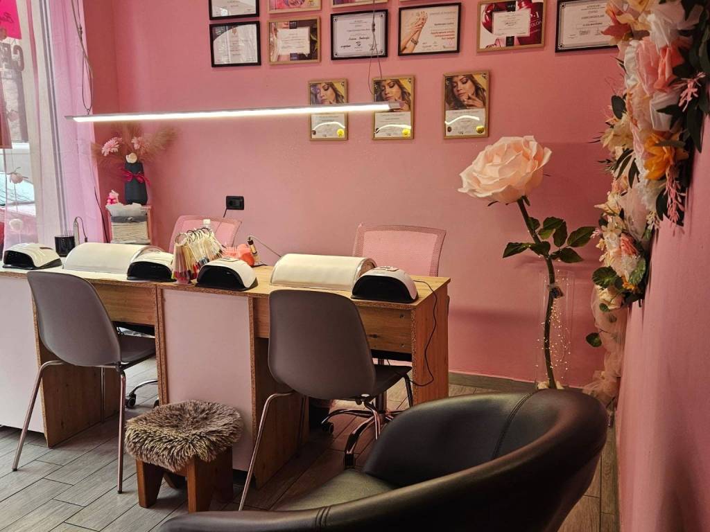 negozio in vendita a Torino in zona Santa Rita