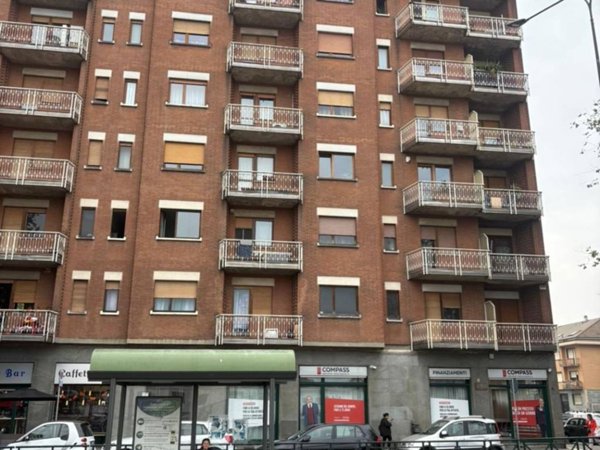 appartamento in vendita a Torino in zona Borgata Vittoria