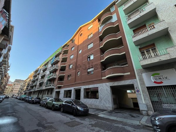 appartamento in vendita a Torino in zona Santa Rita