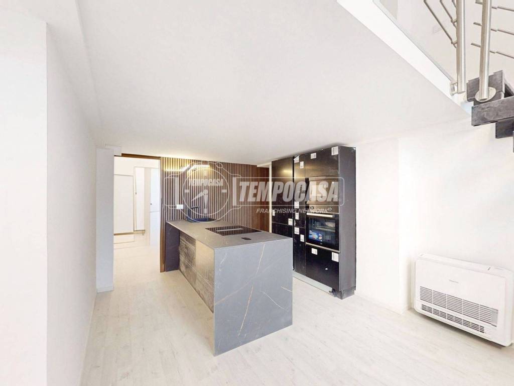 appartamento in vendita a Torino in zona Santa Rita